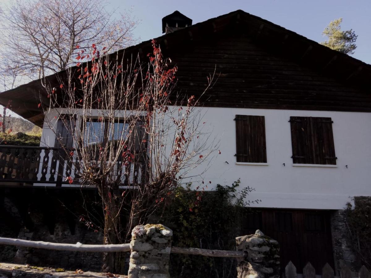 Can Serraima, Casa Rural A Prop De La Cerdanya Neva Eksteriør bilde